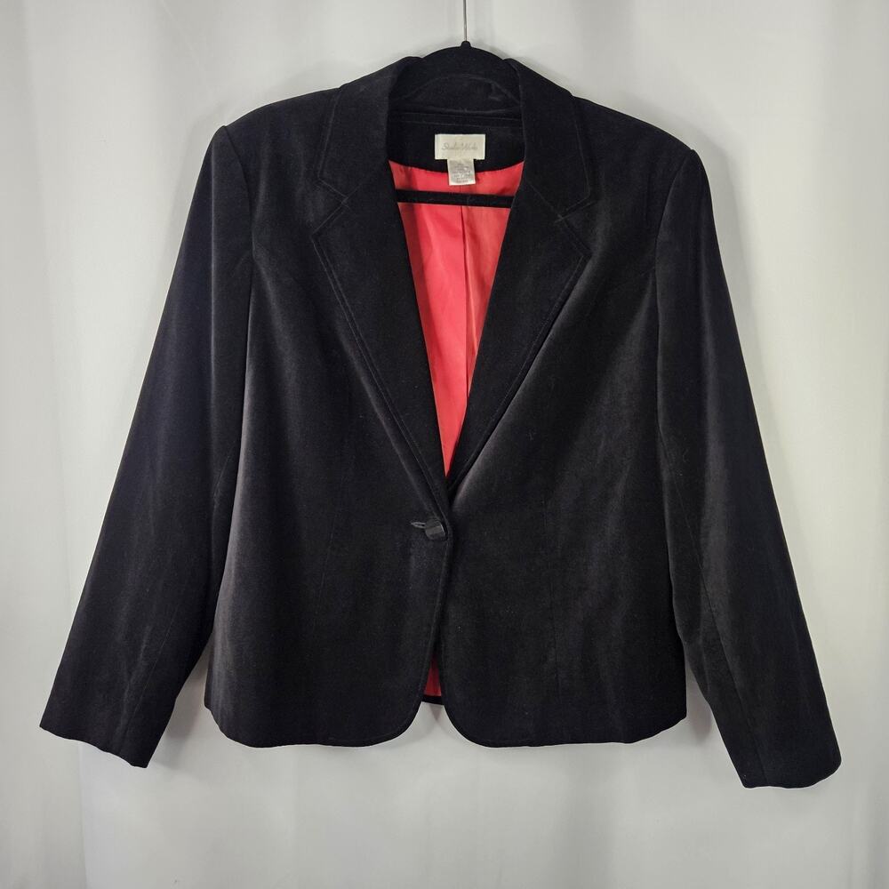 Studio Works Black Velvet Blazer with Pockets 3 Buttons Size Large